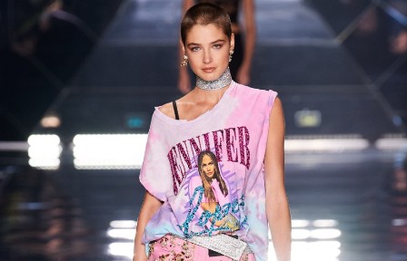 Состоялся показ новой коллекции Dolce&Gabbana весна-лето 2022 Состоялся показ новой коллекции Dolce&Gabbana весна-лето 2022