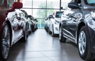 Продажи автомобилей в Европе снизились на 20,6 процентов
