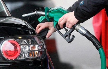 Неразбериха на рынке нефти: когда топливо подешевеет