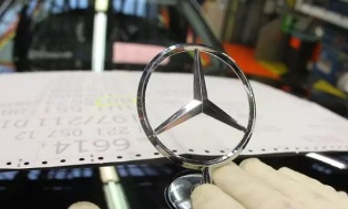 Компания Mercedes выплатила рекордные бонусы