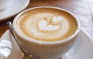 Кофе с молоком может быть противовоспалительным