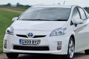  :  Toyota Prius  - 