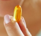 Дерматолог объяснил, как работает витамин молодости