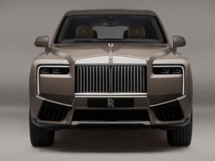  Rolls-Royce Cullinan  :     