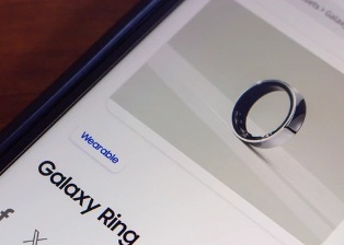     : Samsung  Galaxy Ring