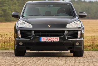 Porsche Cayenne:    ,   