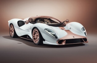  De Tomaso P72   :     
