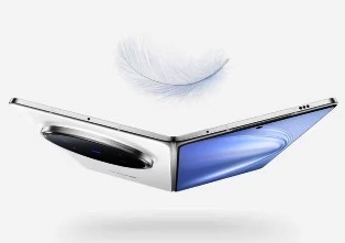 Новый складной смартфон от Vivo будет совместим с экосистемой Apple Новый складной смартфон от Vivo будет совместим с экосистемой Apple
