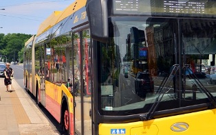 Автобусы не всегда имеют преимущественное право проезда Автобусы не всегда имеют преимущественное право проезда