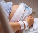 Облегчает ли кесарево сечение роды: выводы международных экспертов