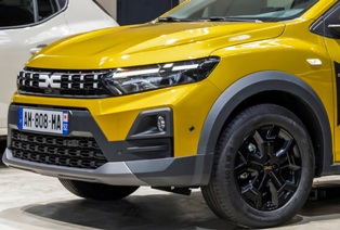 Dacia модернизировала сразу три модели: Sandero, Stepway и Jogger Dacia модернизировала сразу три модели: Sandero, Stepway и Jogger