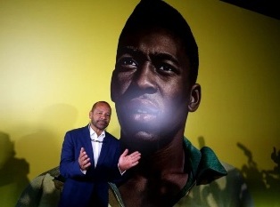 Отец футболиста Неймара приобрел права на Пеле Отец футболиста Неймара приобрел права на Пеле