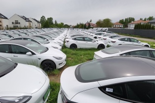 �������� � ��������� ��������� �������� �������������. �������: �� ��, ��� � � ��������