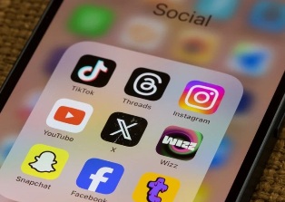 ��������� ������ ��������������� ��������: ������� ��� ��� Meta � YouTube