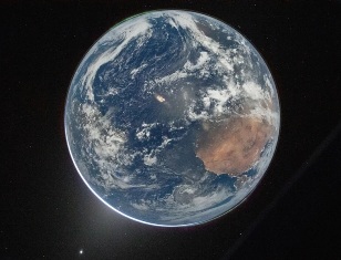 Космический корабль Артемида II вышел на траекторию Луны Космический корабль Артемида II вышел на траекторию Луны