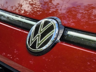 � �������� VW ���������� ���������� ����������: ��������� ��� ����������� �� 50%.
